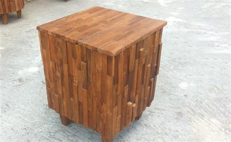 square stool